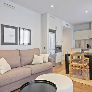 Apartment Uma Suites Barceloneta Beach